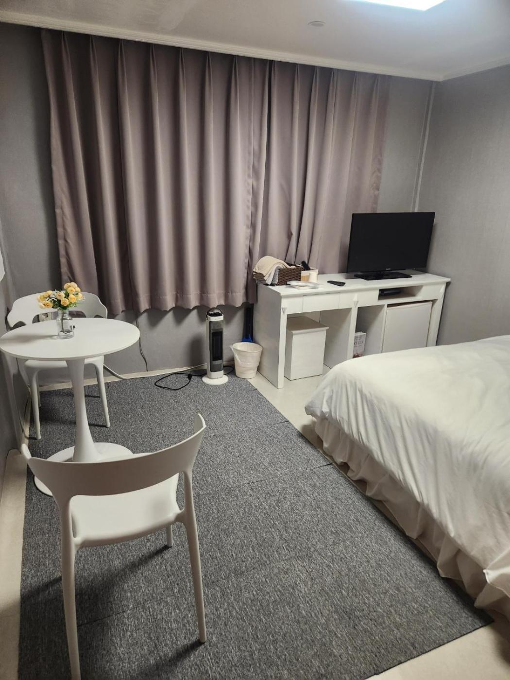 Stay Mido Busan Bagian luar foto